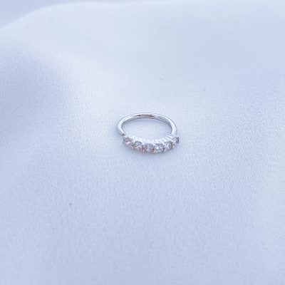 پیرسینگ بینی حلقه ای استیل 6 نگین