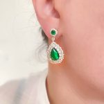 گوشواره آویز نگین اشکی زمرد - تصویر 2