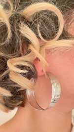 گوشواره حلقه‌ای نگارین طرح زارا 9 - تصویر 4