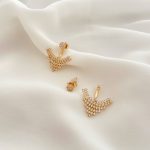 گوشواره آویز نگین‌دار مدل شفق طلایی - تصویر 3