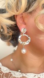 گوشواره حلقه‌ای نگین‌ مهر طرح زارا 1 - تصویر 3