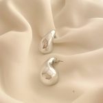گوشواره آویز قطره‌درخشان طرح زارا 7 - تصویر 5