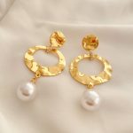 گوشواره حلقه‌ای نگین‌ مهر طرح زارا 1 - تصویر 4