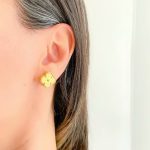 گوشواره گل درشت مستر کوالیتی ونکلیف گلد