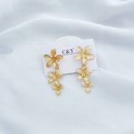 گوشواره طرح گل زارا استیل