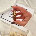 دستبند چرمی لویی ویتون دکه دار قهوه ای شکلاتی