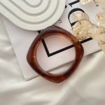 دستبند النگویی (بنگل) رزینی قهوه ای