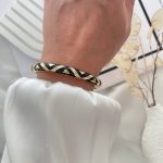 دستبند النگویی (بنگل) میناکاری مدل مثلث مشکی