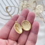 گردنبند لاک لاله سفید میناکاری استیل