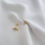 پیرسینگ گوش تاج نشان استیل
