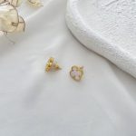 گوشواره گل درشت مستر کوالیتی ونکلیف سفید
