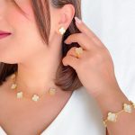 گوشواره گل درشت مستر کوالیتی ونکلیف سفید - تصویر 2