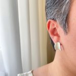 گوشواره میناکاری منحنی سفید