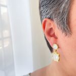 گوشواره صدفی آویز مربع سفید