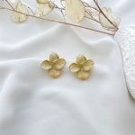 گوشواره میناکاری گل یاس