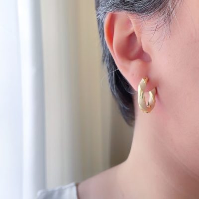 گوشواره حلقه ای میناکاری کرم پیچ استیل