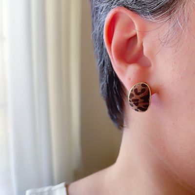 گوشواره پلنگی مخمل حلقه ای منحنی