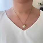 گردنبند صدف و مروارید نگیندار استیل
