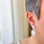 گوشواره صدفی آویز مربع سفید