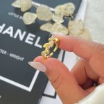 انگشتر جواهری برگ ریسه ای نگیندار