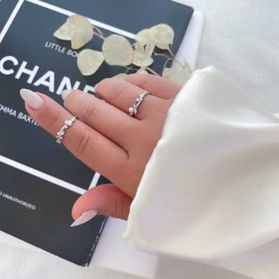 انگشتر جواهری برگ نگیندار و مروارید