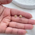گوشواره میخی گل و مروارید ژوپینگ