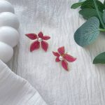 گوشواره میناکاری گل یاس و مروارید صورتی استیل