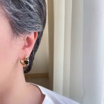 گوشواره حلقه ای میناکاری مشکی مثلثی استیل